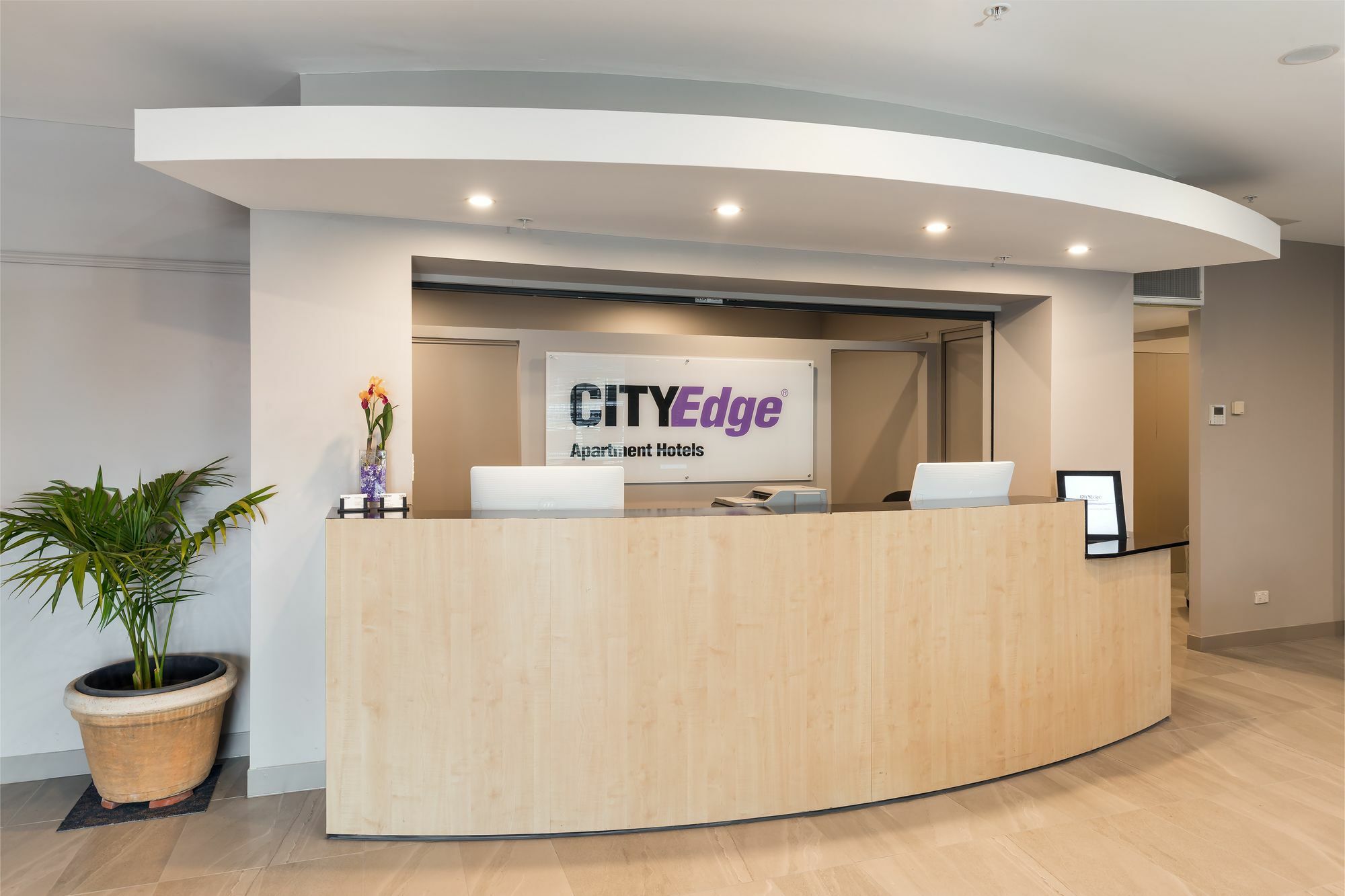 City Edge Dandenong Apartment Hotel Luaran gambar